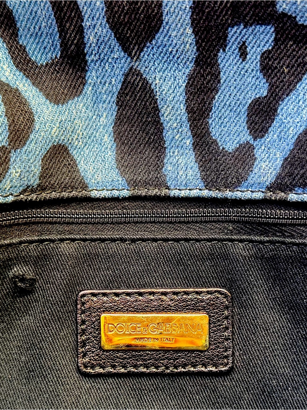 Authentic Dolce & Gabbana Denim Blue and Black Leopard Print Chain Crossbody Bag - Picture 4 of 4